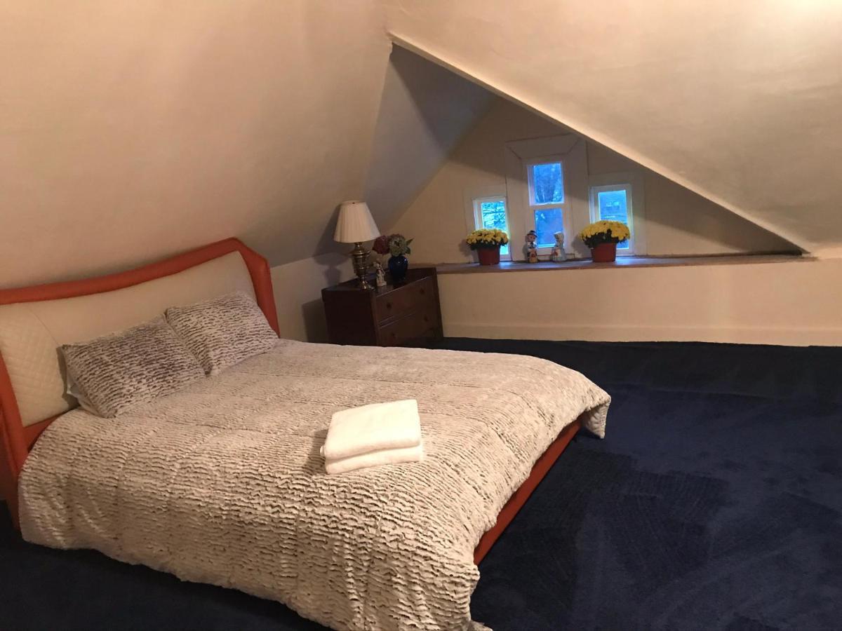 Bed and Breakfast 5 Star Victorian Mansion-Downtown No Locals Erie Esterno foto