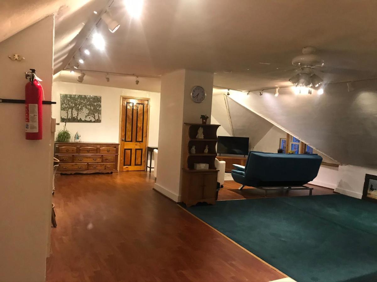 Bed and Breakfast 5 Star Victorian Mansion-Downtown No Locals Erie Esterno foto