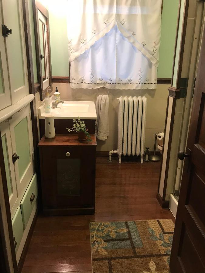 Bed and Breakfast 5 Star Victorian Mansion-Downtown No Locals Erie Esterno foto