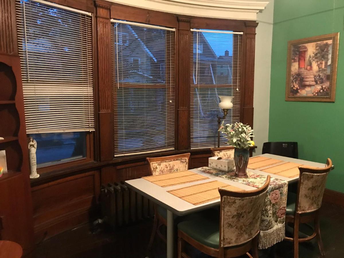 Bed and Breakfast 5 Star Victorian Mansion-Downtown No Locals Erie Esterno foto