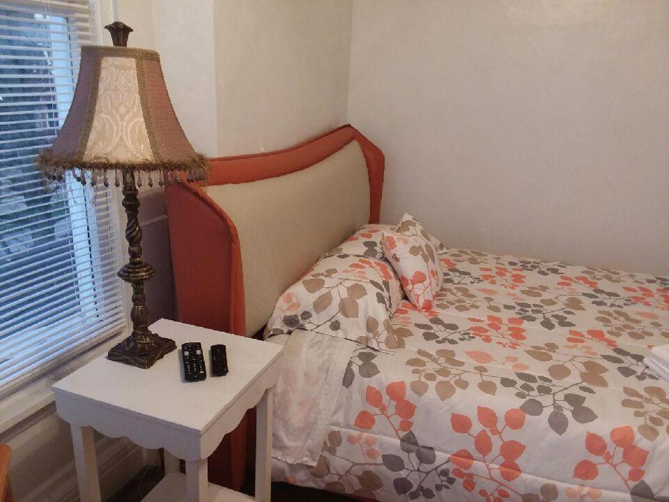 Bed and Breakfast 5 Star Victorian Mansion-Downtown No Locals Erie Esterno foto